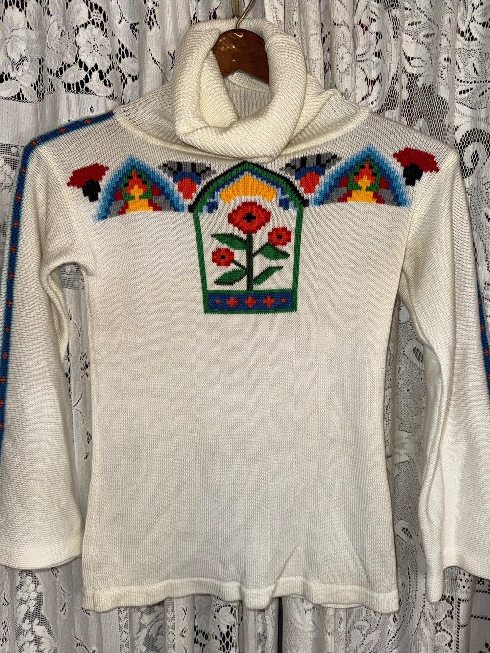 Vintage Turtleneck Sweater with Multicolor Folk Floral Motif